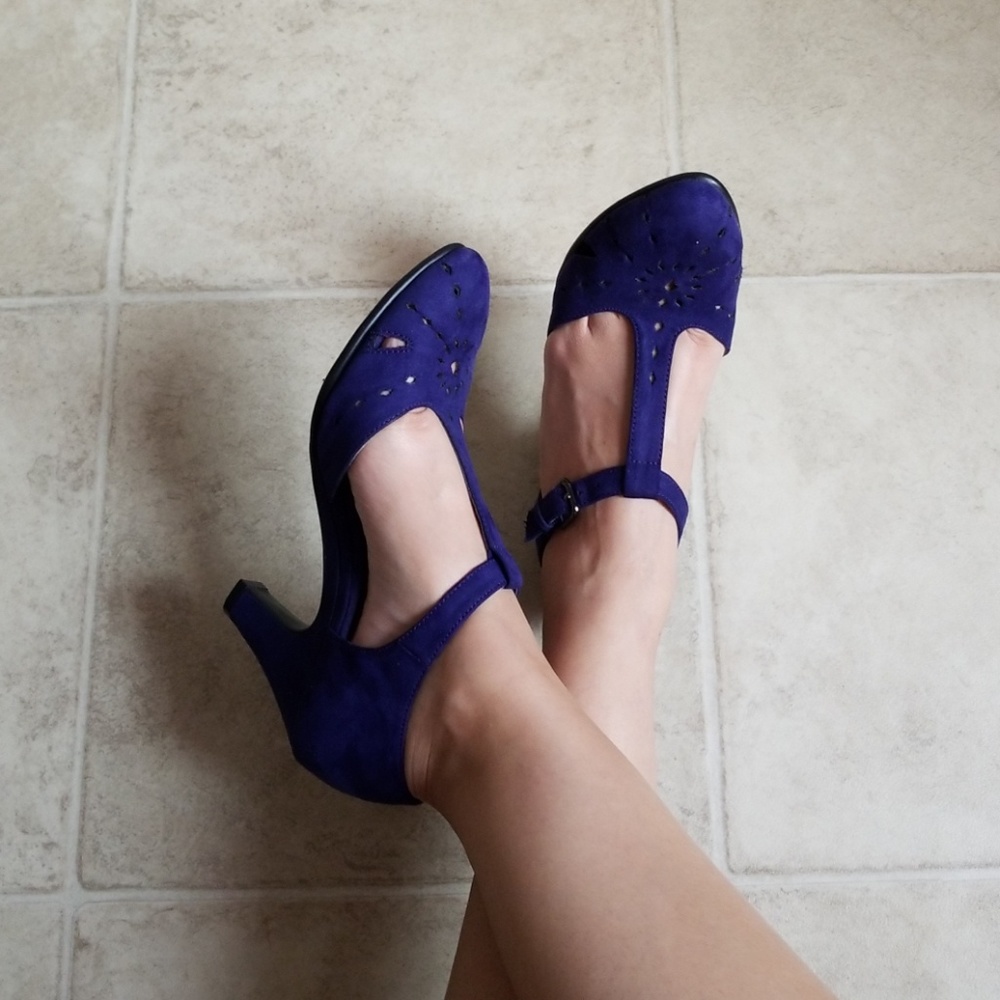 Aerosoles comfy adorable pin up heels 🎀